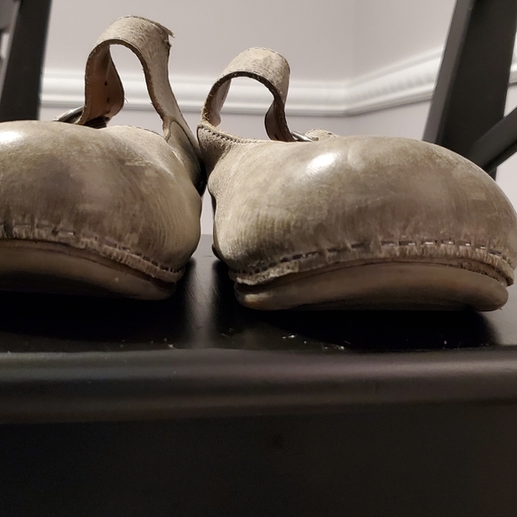 Dansko Mary Jane clogs - Picture 3 of 6